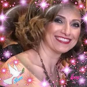 Meet your Posher, Hadil